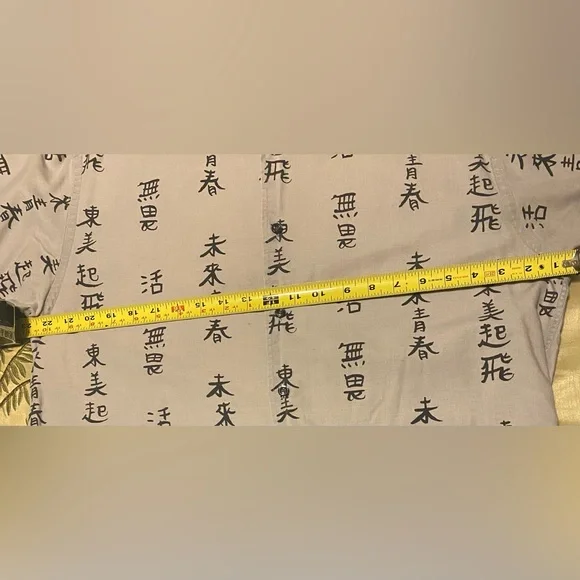 Tommy Hilfiger Grey/Cream Oriental Men's Medium Short Sleeve button down shirt - Picture 7 of 8